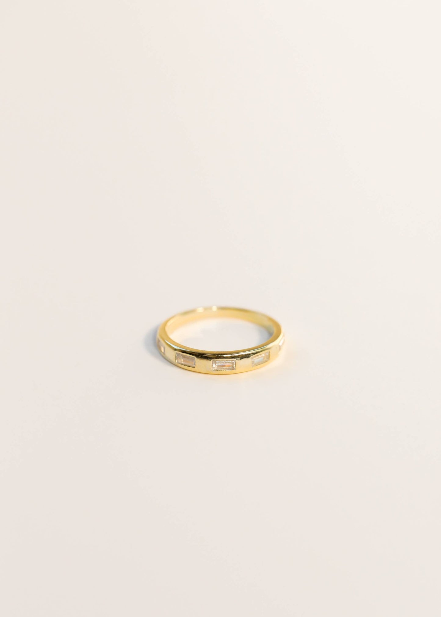 Ring - Inset Baguette